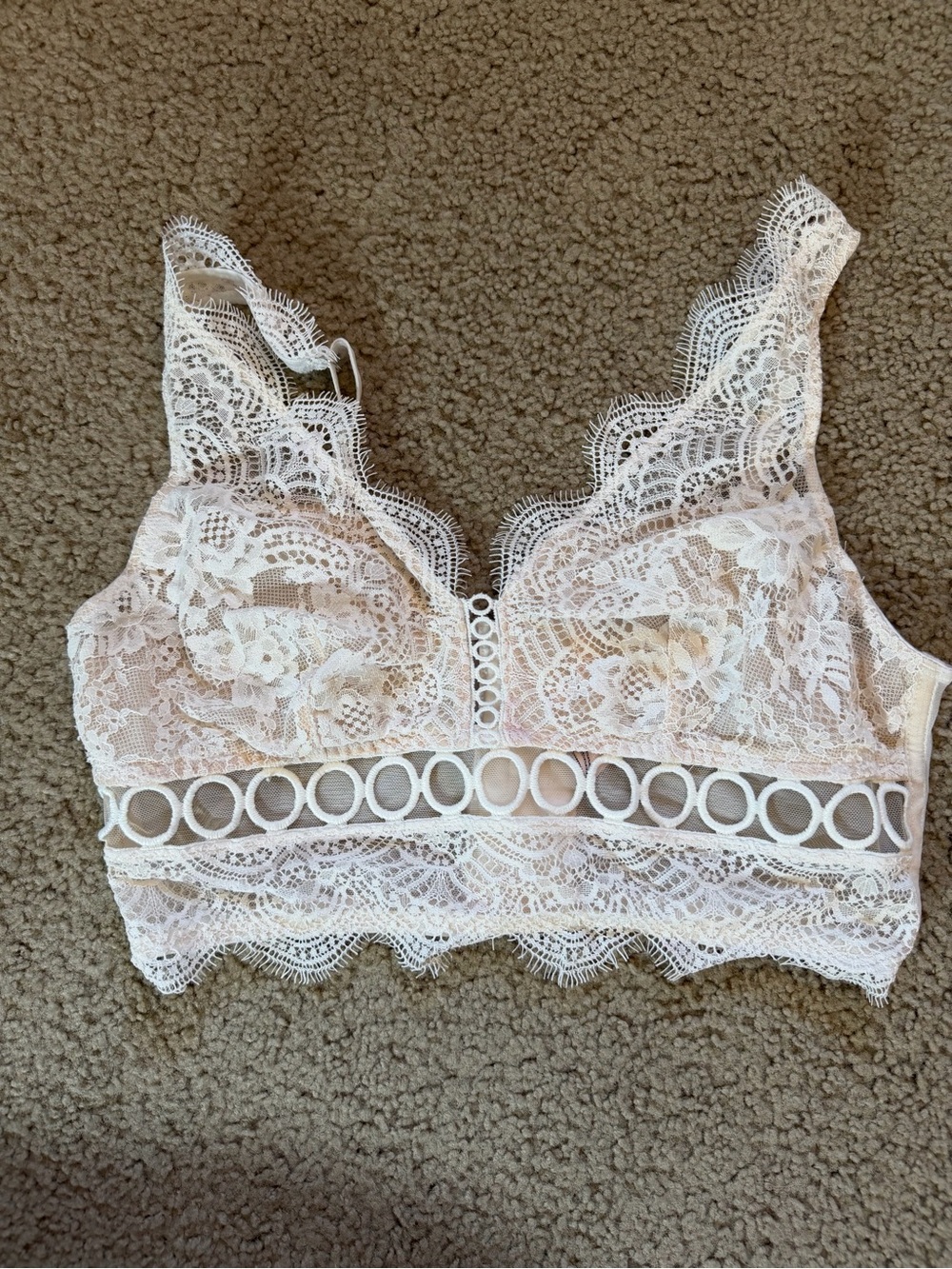 Victoria’s Secret Lace Bralette - M